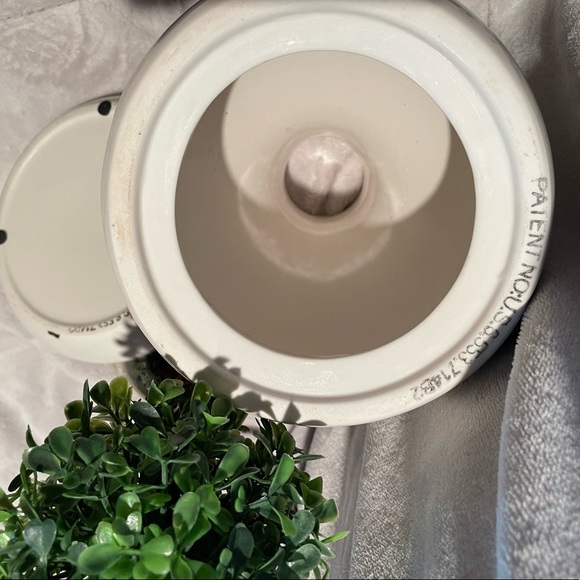 ‼️3/$33‼️ ✨🍶Vintage Vase🍶✨ - Picture 4 of 5